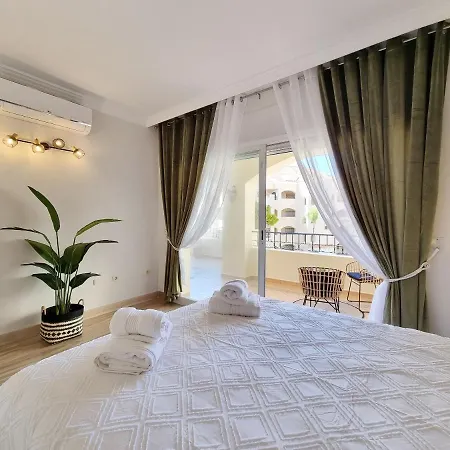 Luxury Hacienda Playa Apartment Marbella