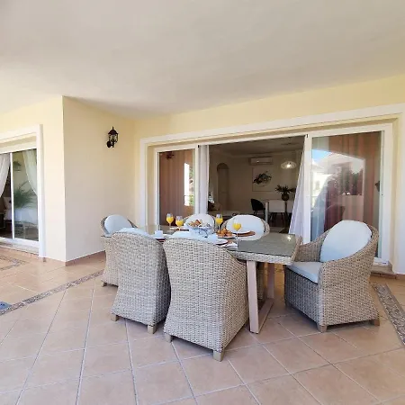 Luxury Hacienda Playa Apartment Marbella