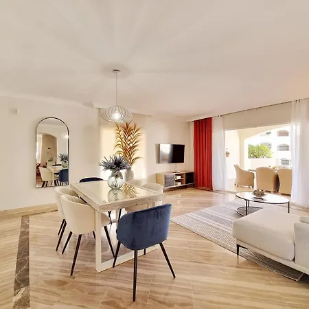 Luxury Hacienda Playa Apartment Marbella